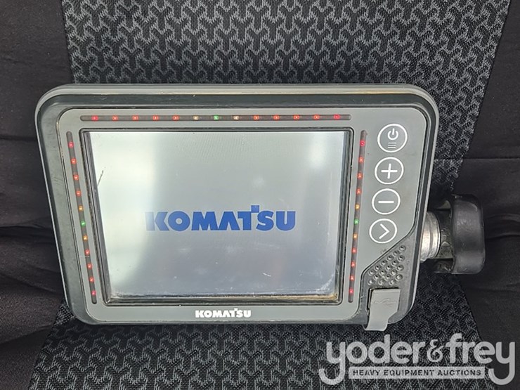 2021-komatsu-d61pxi-24-image-51
