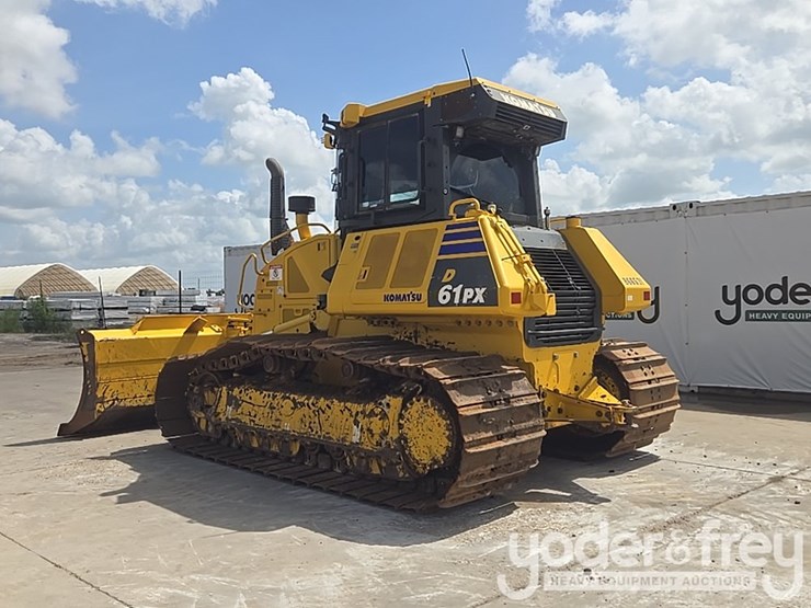 2024-komatsu-d61px-24-image-3