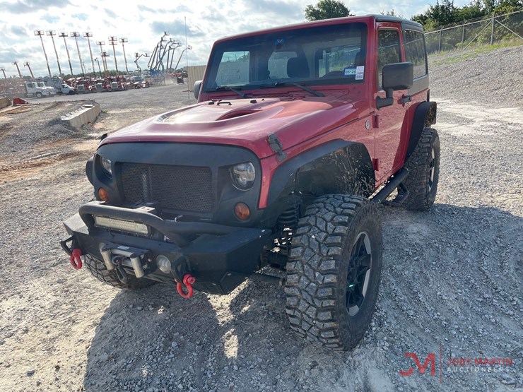 2012-jeep-wrangler-sport-image-4