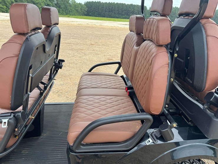 2025-sd-lanch-street-legal-6-seater-golf-cart-w/-on-board-charger-(1-mile-showing)-image-13