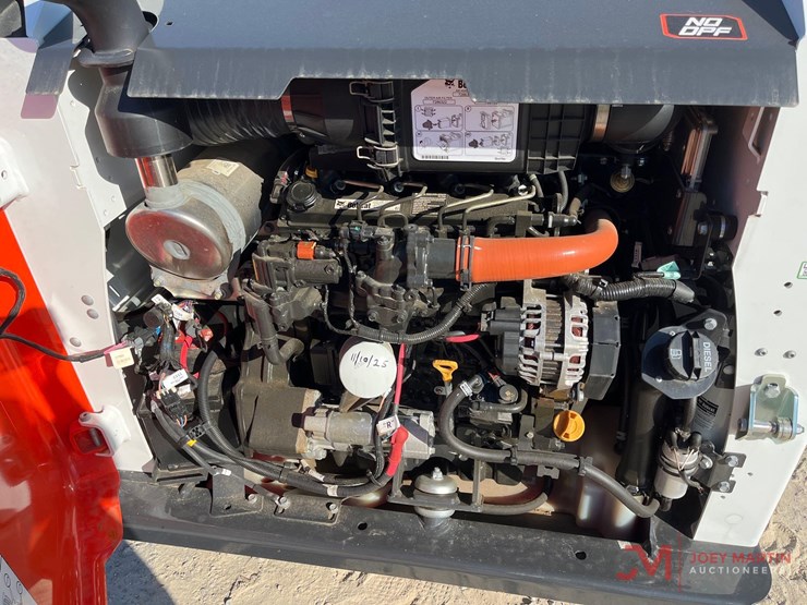 2025-bobcat-t550-image-11