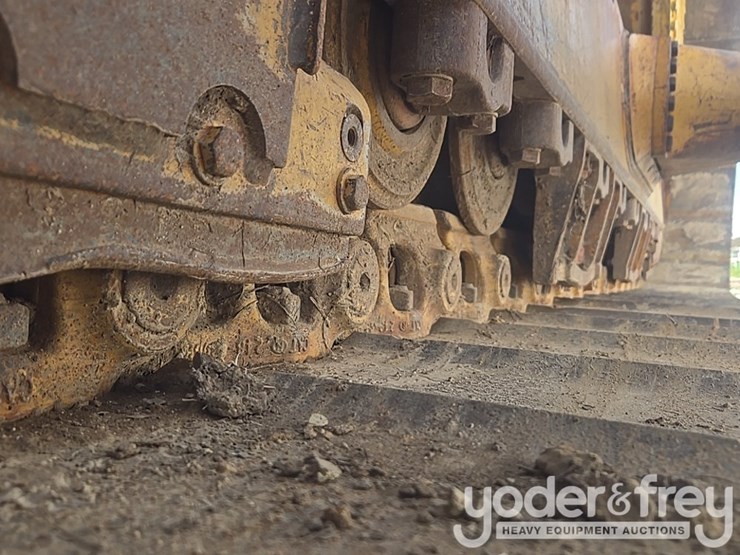 2019-caterpillar-d6t-lgp-image-12