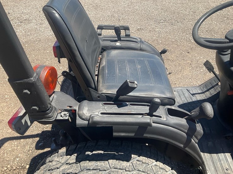 kubota-b7500-image-12