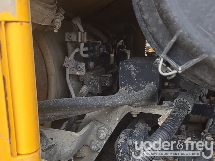 2021-komatsu-d61pxi-24-image-41