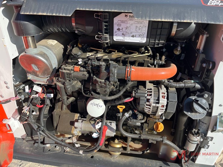 2025-bobcat-t550-image-11