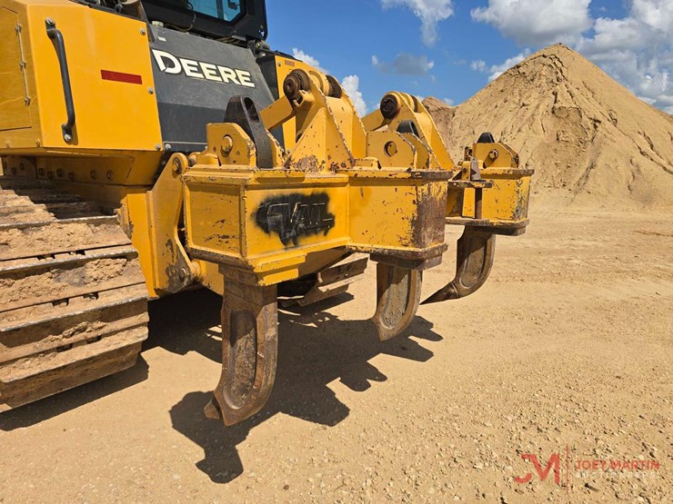 2020-deere-850l-wlt-image-17