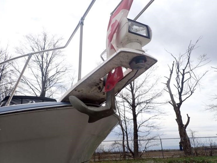1989-bayliner-ciera-2650-26-ft-cabin-cruiser-bp1a6-image-91
