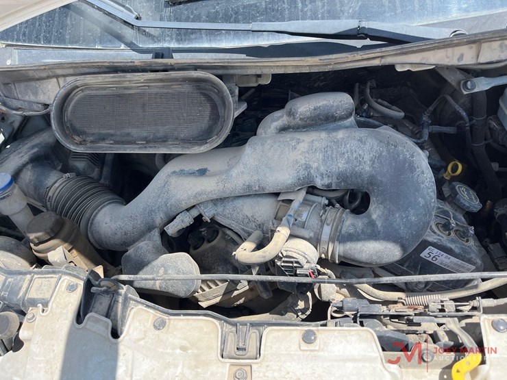 2019-ford-transit-image-10
