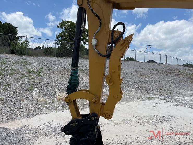 caterpillar-305.5e2-image-11
