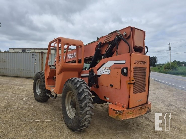 2008-jlg-6042-image-2