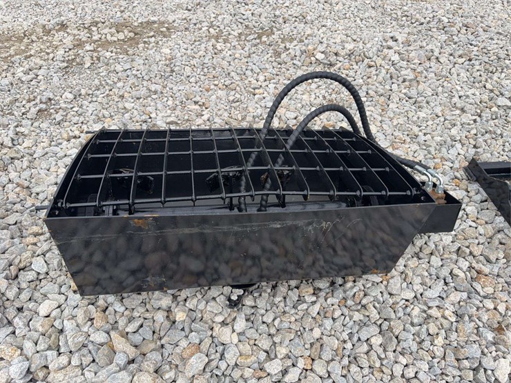 hydraulic-concrete-mixer-attachment-for-mini-skid-steer-image-1