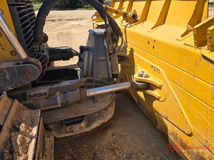 2020-deere-850l-wlt-image-16