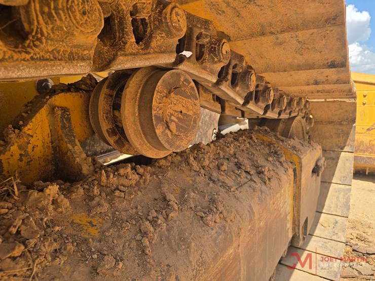 2020-deere-850l-wlt-image-25