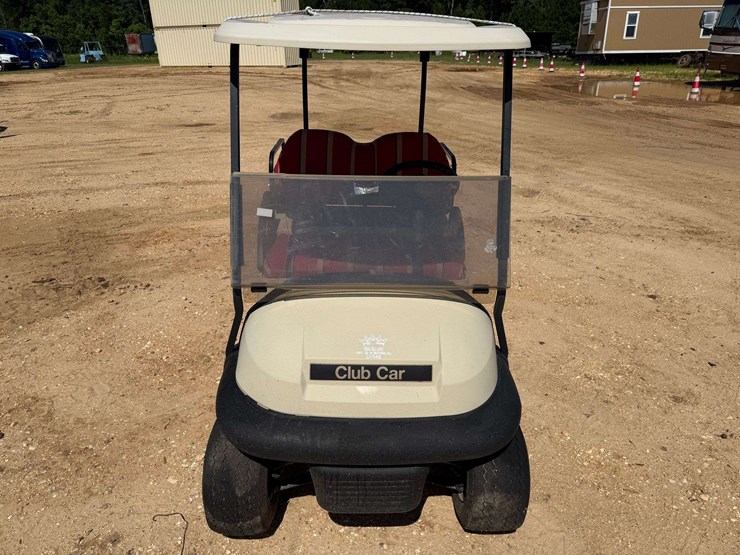 club-car-gas-golf-cart-image-5