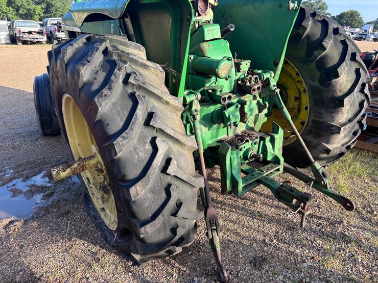 john-deere-5020-image-4