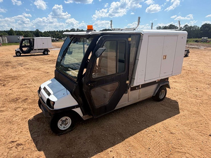 2005-club-carry-all-zmt-utility-cart-image-1