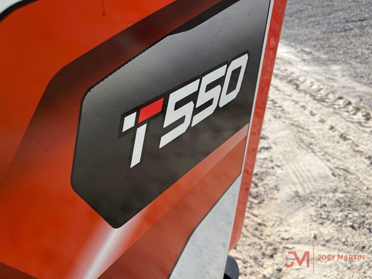 2025-bobcat-t550-image-9