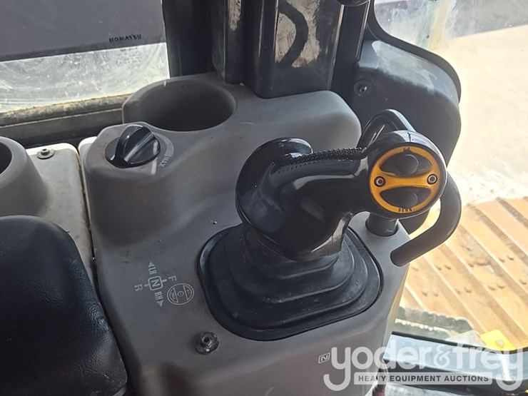 2024-komatsu-d61px-24-image-50