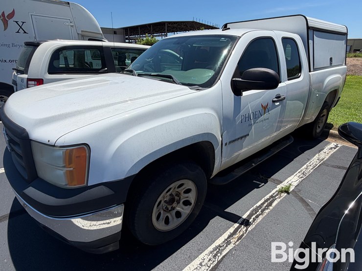 2008-gmc-sierra-1500-image-1