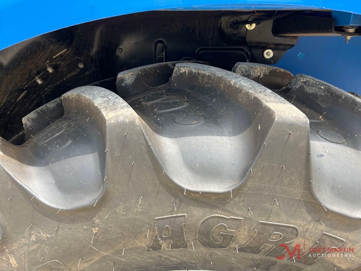new-holland-powerstar-75-image-9