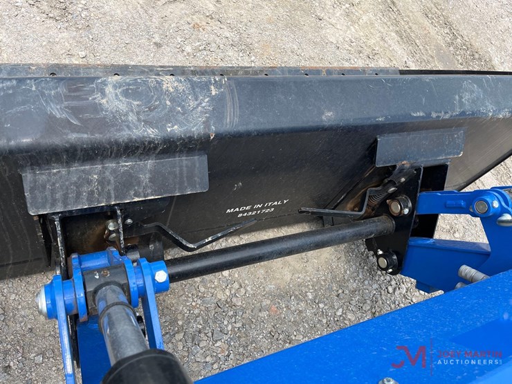 new-holland-powerstar-75-image-6
