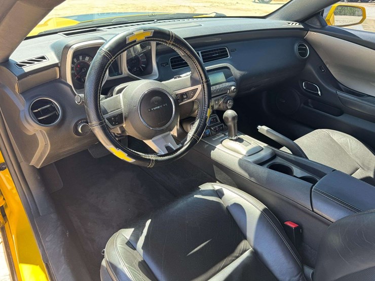 2011-chevrolet-camaro-rs-2d-coupe---155,001-miles-image-11