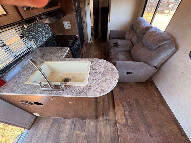 2018-forest-river-"salem-cruise-lite"-travel-trailer-image-20