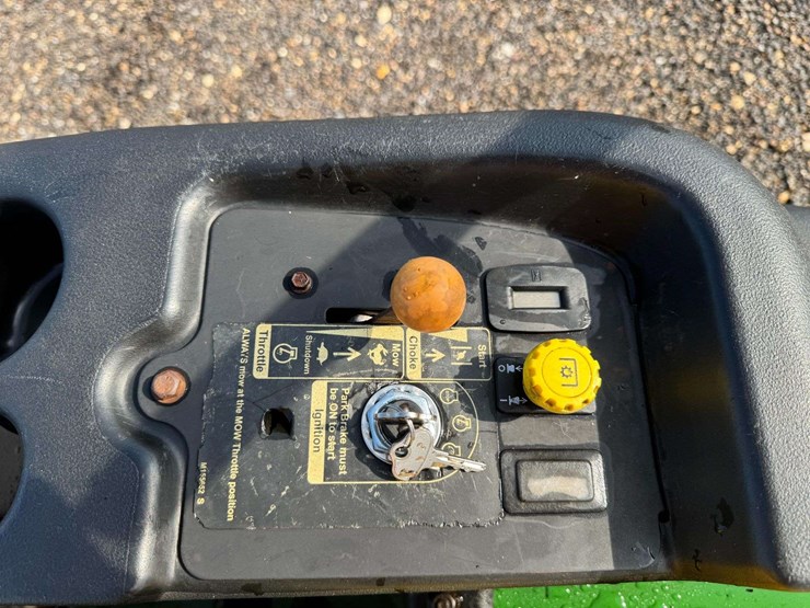 john-deere-z225-image-23
