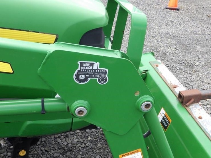 john-deere-3032e-image-17