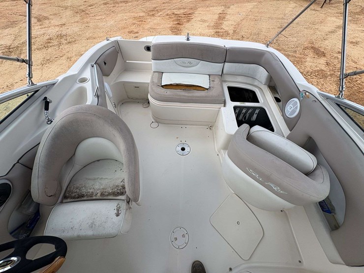2004-sea-ray-220sd-ski-boat-w/-trailer-image-22