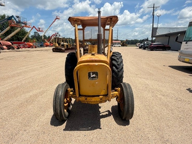 john-deere-302-image-6
