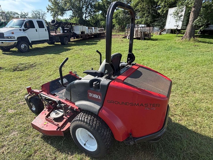 toro-groundsmaster-7200-image-4