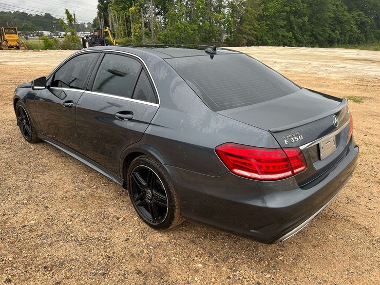 2014-mercedes-benz-e350-4-door-sedan-(270,397-miles)-image-2