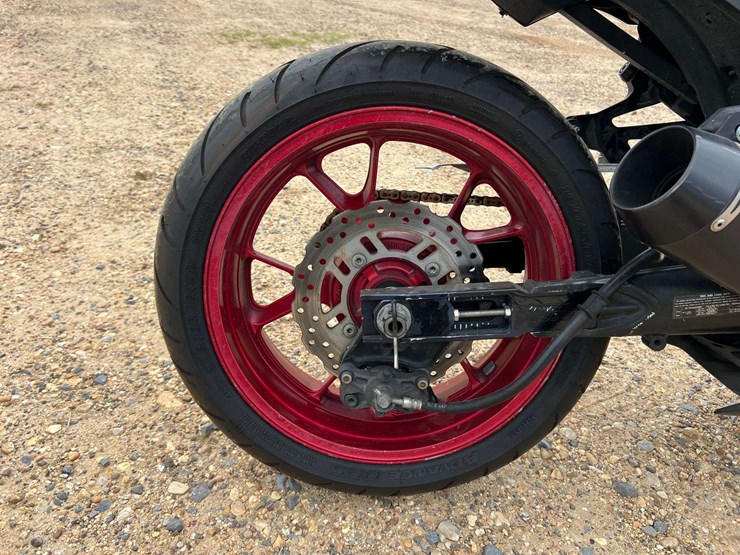 2007-kawasaki-ninja-zx-14-(-26,228-miles)-image-10