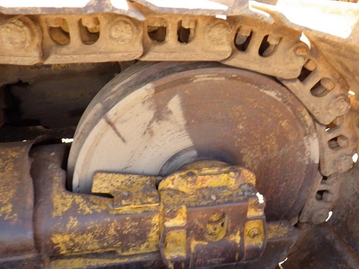 caterpillar-d7-image-19