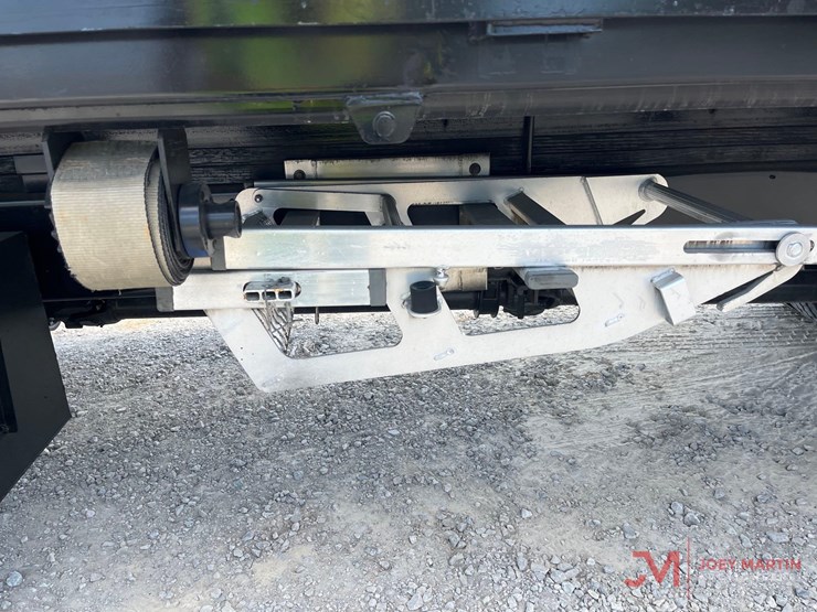 2018-hino-338-image-7