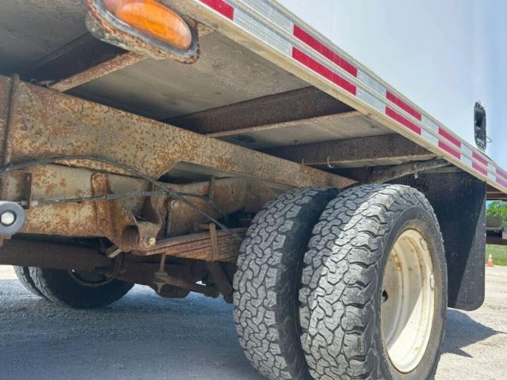 2008-ford-e450-image-33