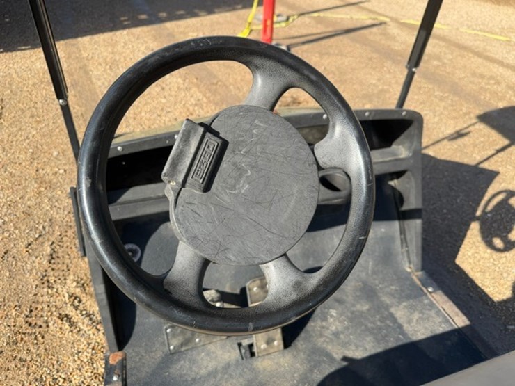 #108-•-ezgo-workhorse-golf-cart-|-no-title-image-22