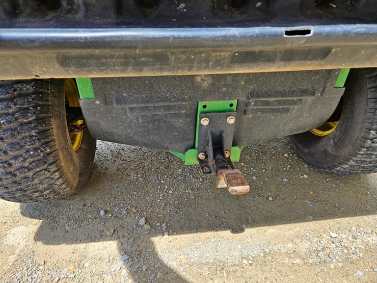 2011-john-deere-gator-image-17
