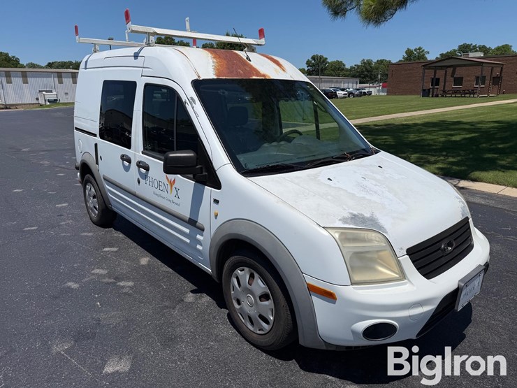 2010-ford-transit-connect-image-3