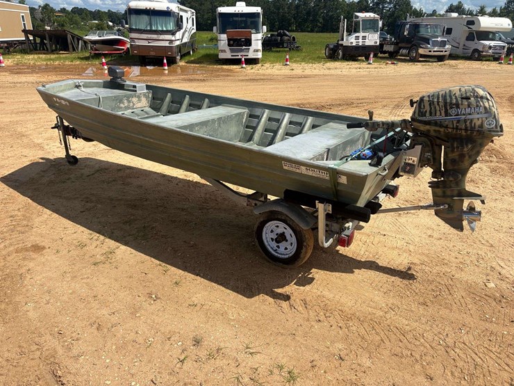 2000-southfork-aluminum-skiff-w/-yamaha-25hp-image-2