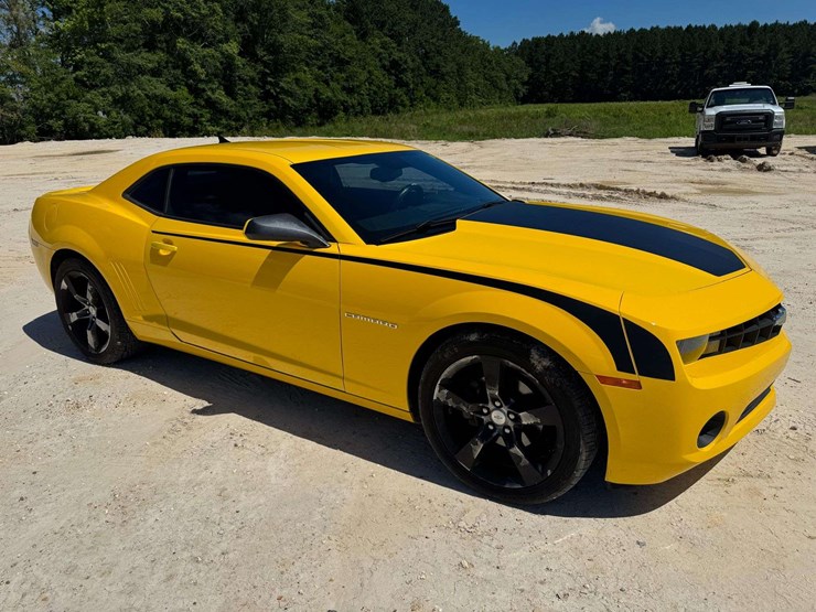 2011-chevrolet-camaro-rs-2d-coupe---155,001-miles-image-2