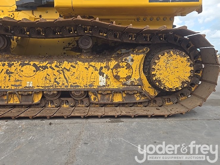 2024-komatsu-d61px-24-image-11