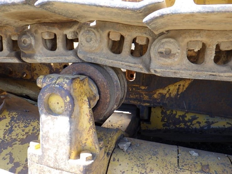 caterpillar-d7-image-11