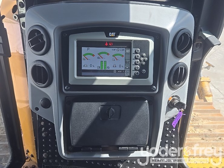 2019-caterpillar-d6t-lgp-image-59