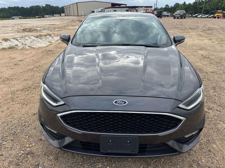 2017-ford-fusion-sport-awd-4dr-sedan---70,774-miles-image-5