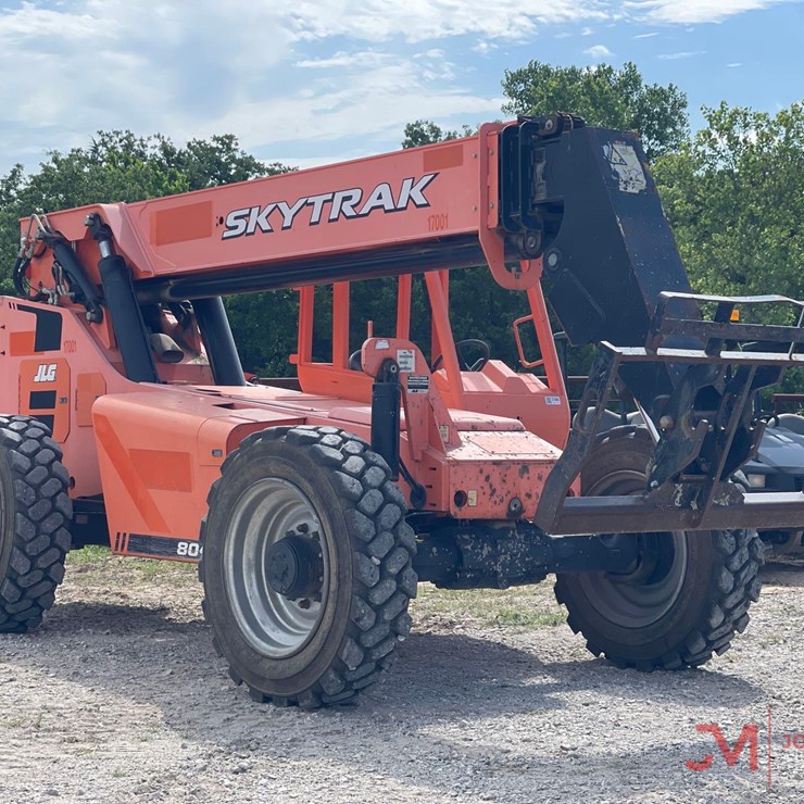 SKY TRAK 8042