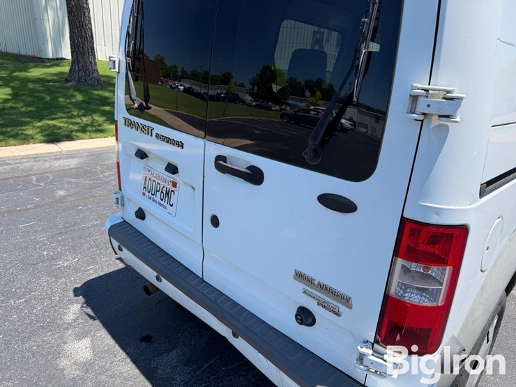 2010-ford-transit-connect-image-14