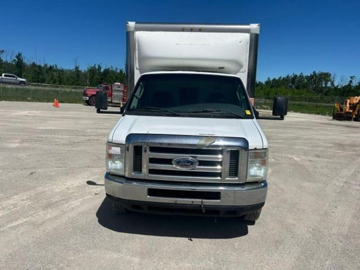 2008-ford-e450-image-2