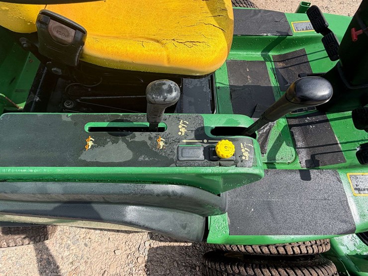 john-deere-1445-image-11